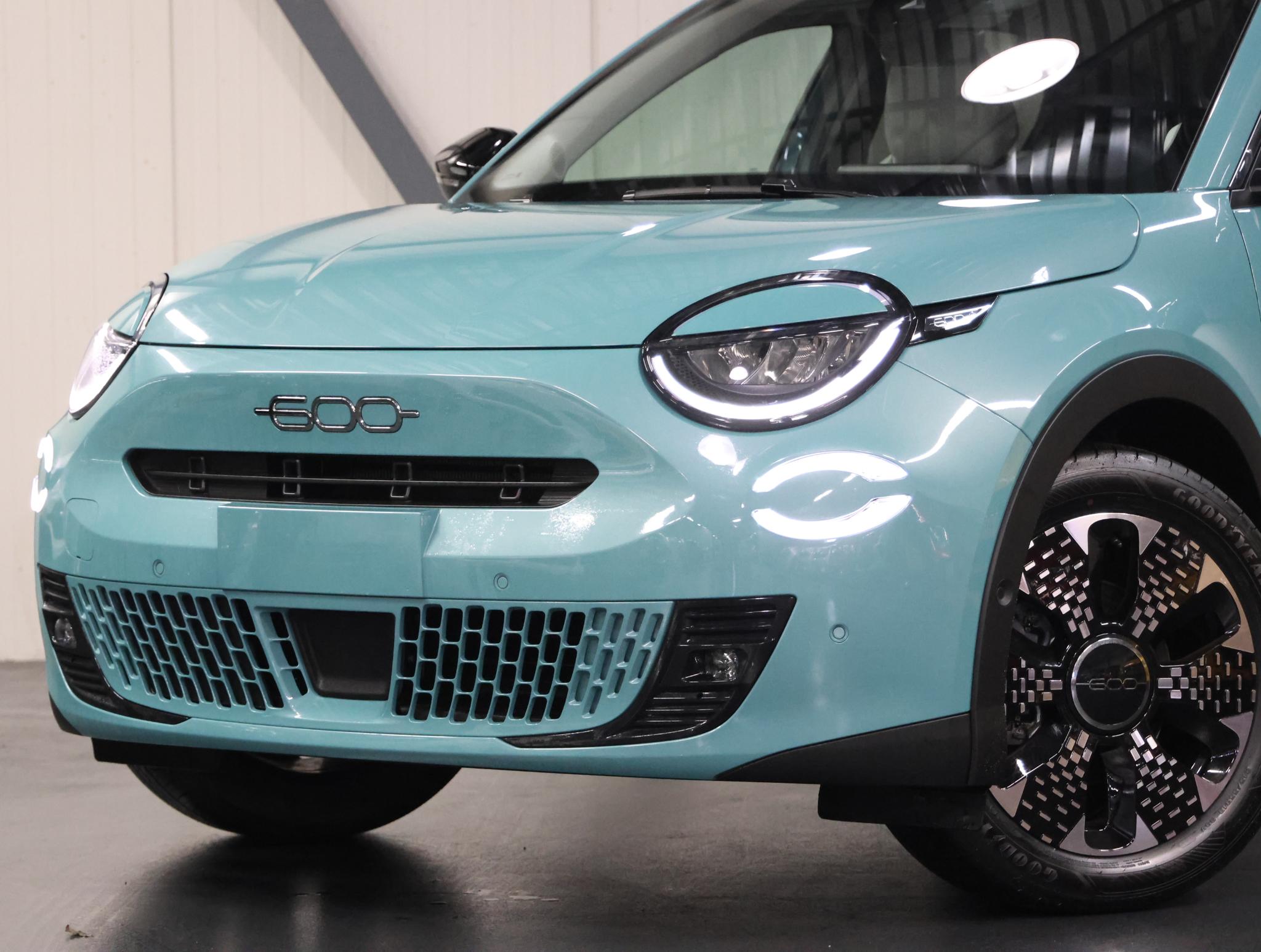 Fiat 600 600e La Prima 54 kWh - Afbeelding 5