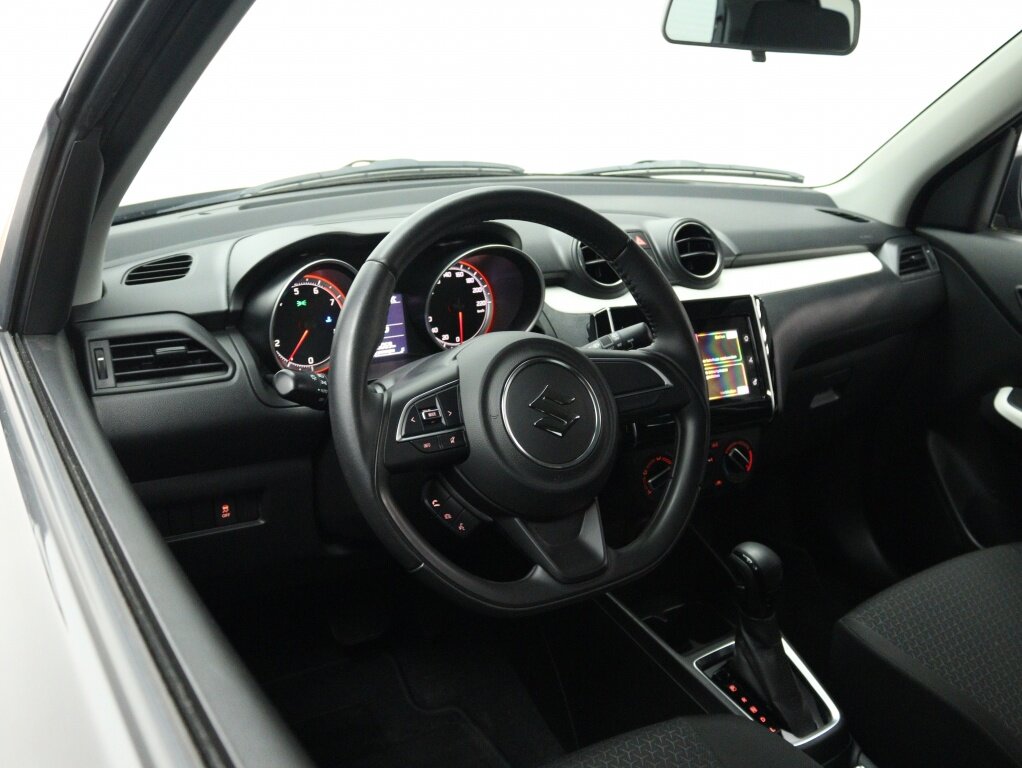 Suzuki Swift 1.2 Select Automaat | Navigatie | Camera | Stoelverwarming - Afbeelding 4