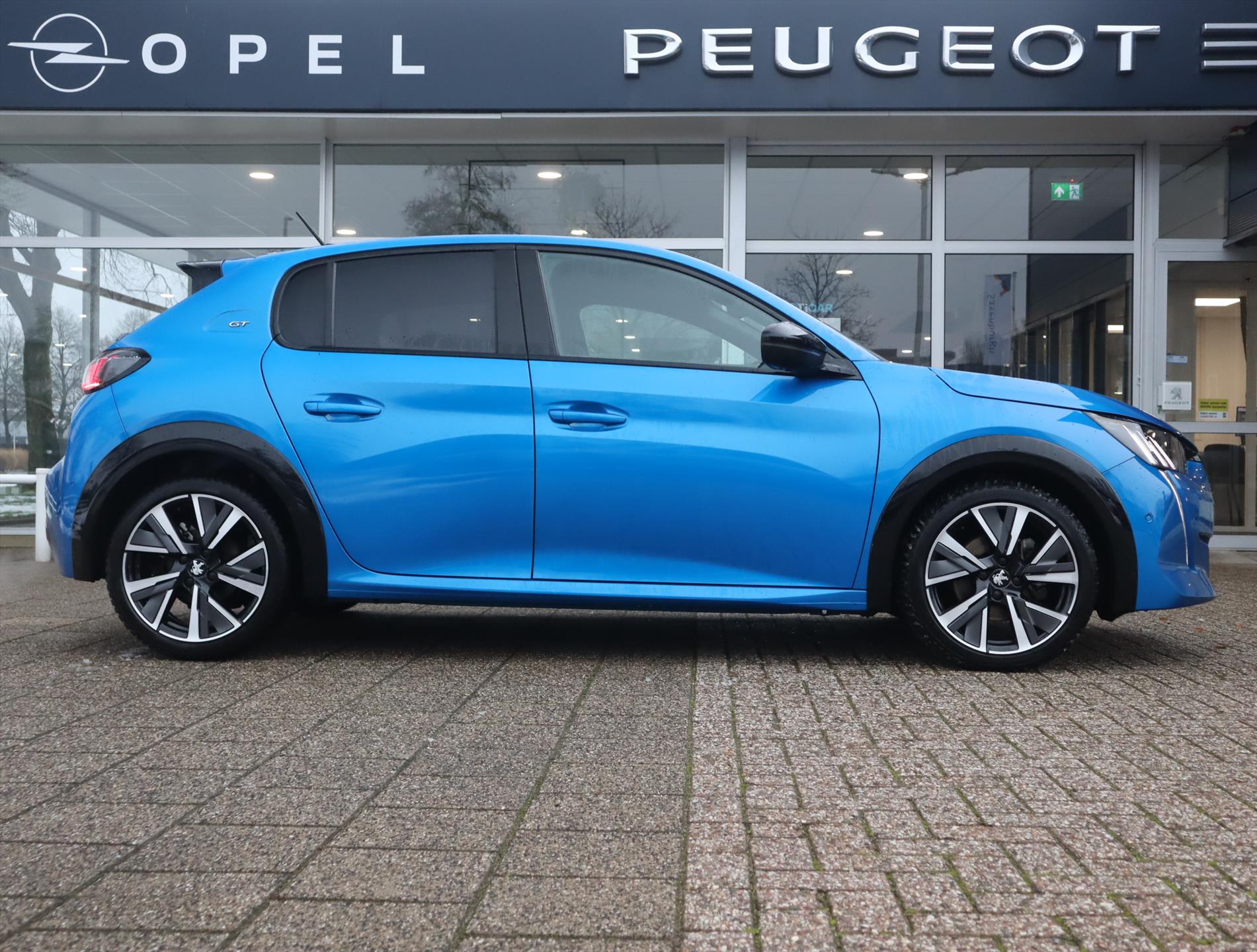Peugeot 208 GT PureTech 100pk EAT8 automaat, Rijklaarprijs, Navigatie Adaptieve cruise control Verwarmbare voorstoelen - Afbeelding 3