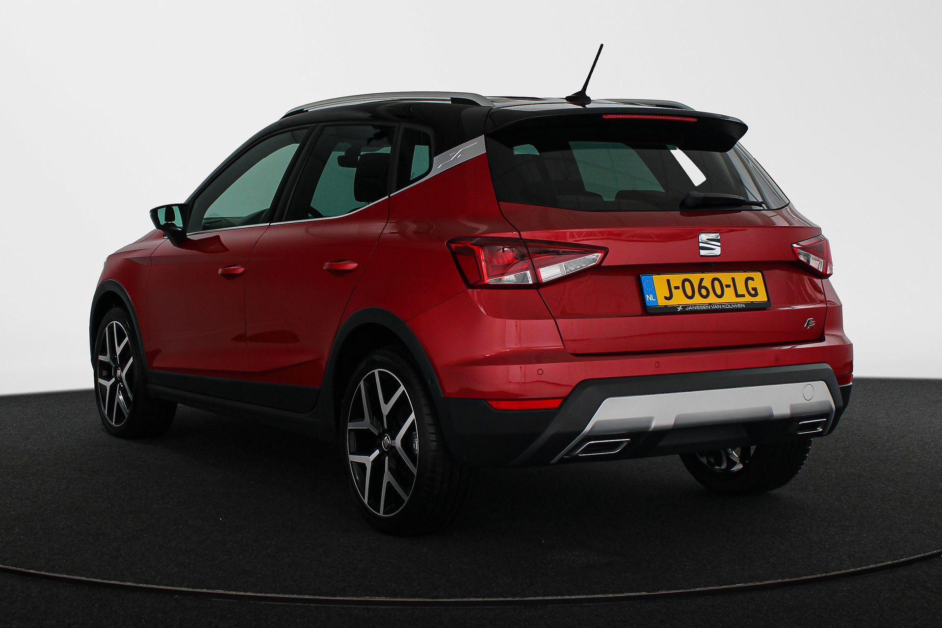 SEAT Arona 1.5 TSI EVO FR Business Intense - Afbeelding 4