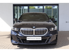 BMW 5 Serie Sedan 550e xDrive - Afbeelding 3