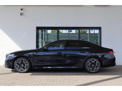 BMW 5 Serie Sedan 550e xDrive - Afbeelding 5