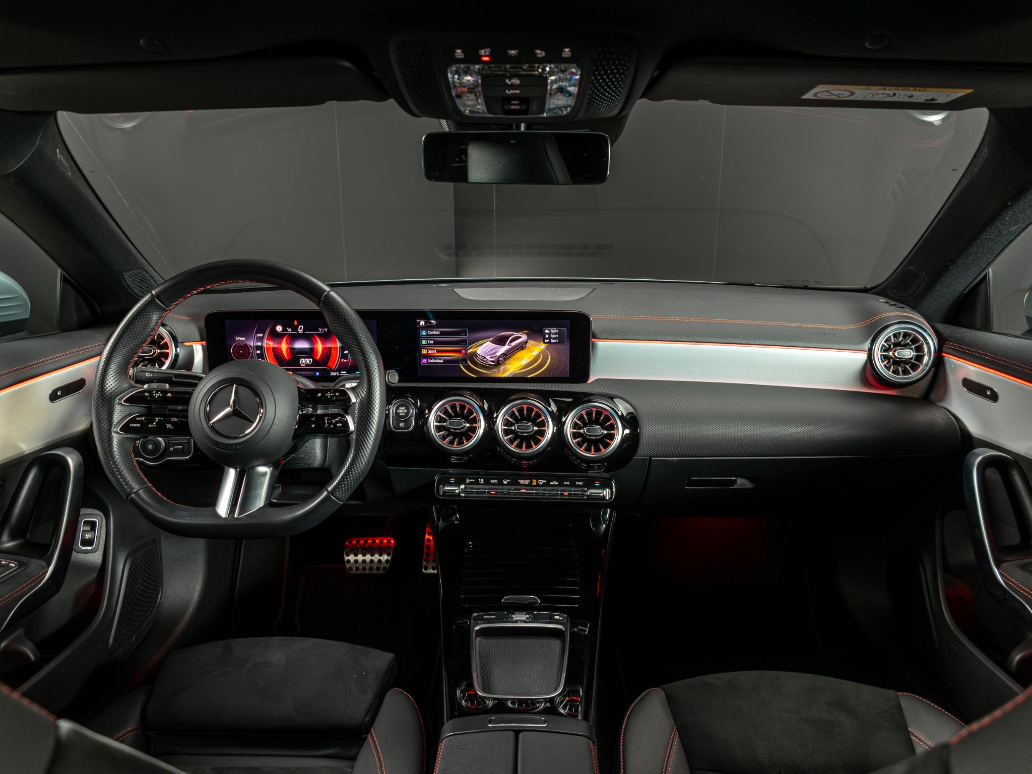 Mercedes-Benz CLA Coupé 180 Star Edition AMG Line - Afbeelding 3