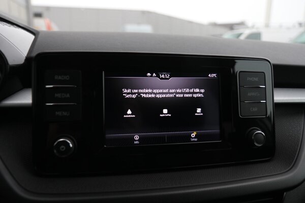 Apple Carplay/Android Auto