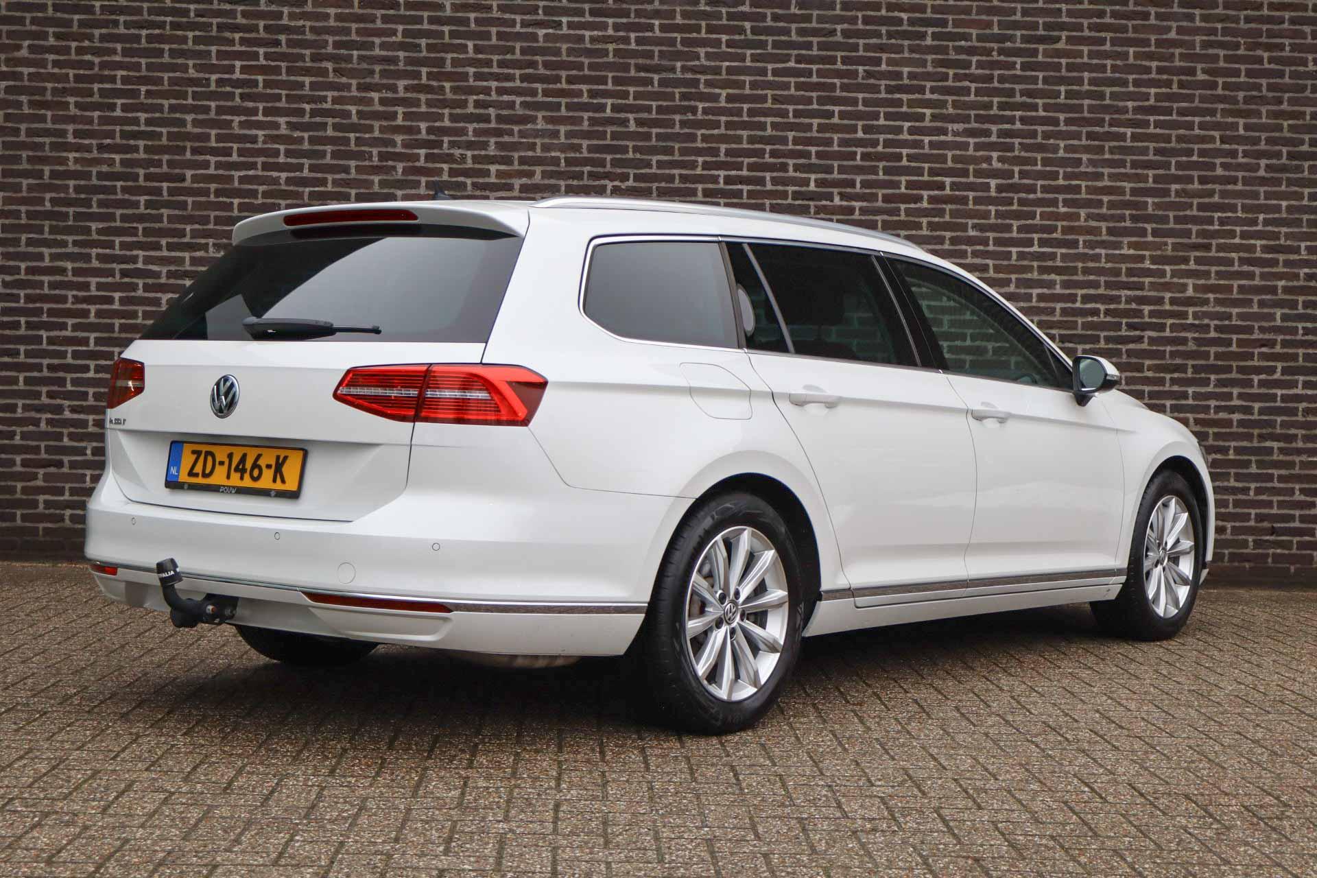 Volkswagen Passat Variant 1.5 TSI 150pk DSG Highline - Afbeelding 2