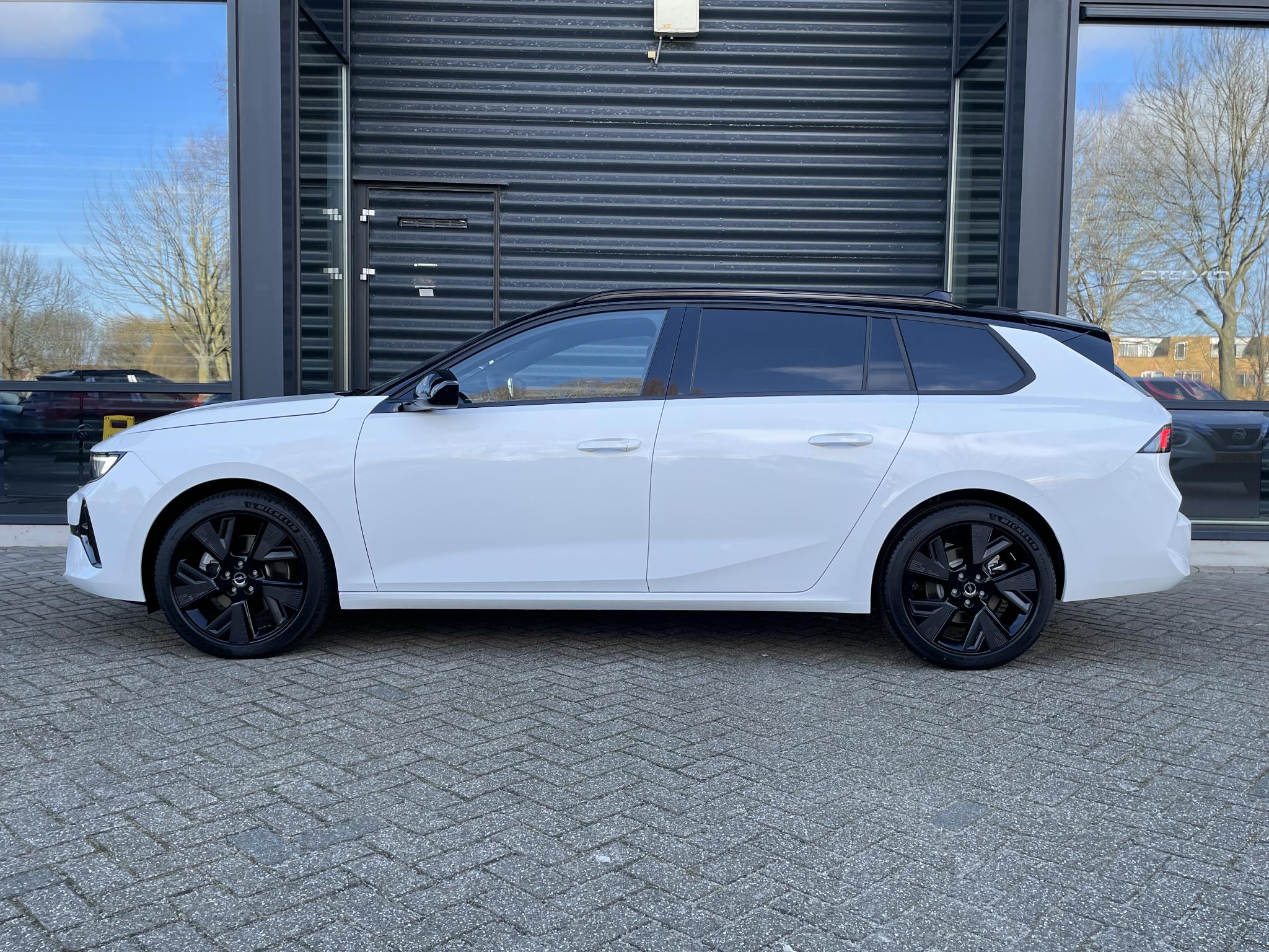 Opel Astra Electric Sports Tourer 54 kWh GS - Afbeelding 2