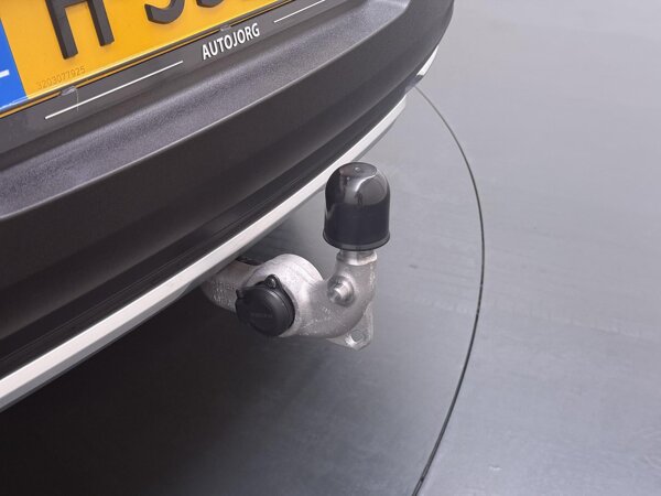 Trekhaak met semi elektrisch inklapbare kogel, 13-polig