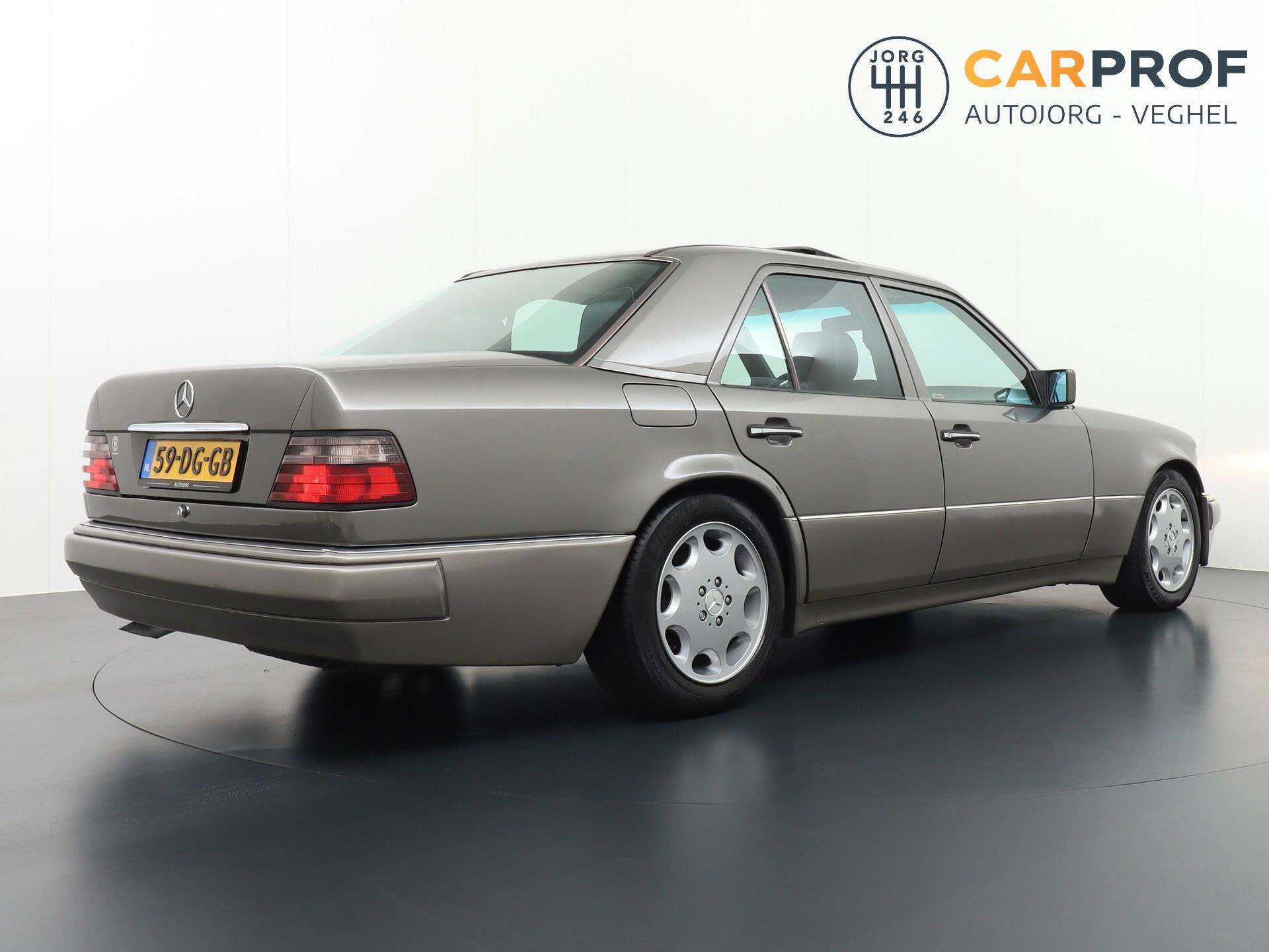 Mercedes-Benz E-Klasse E500 500E Schuifdak Becker Navigatie Leder Cruise - Afbeelding 3