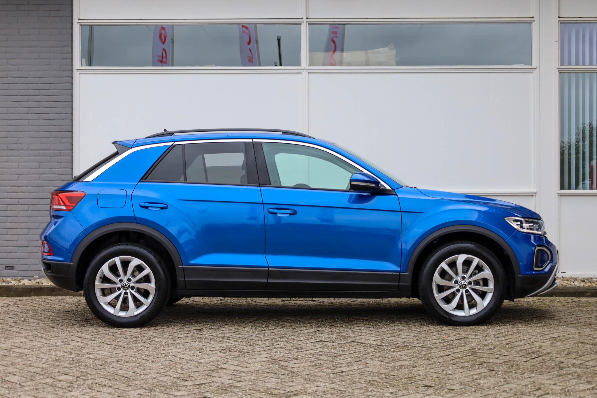 Volkswagen T-Roc 1.5 TSI 150pk DSG Life - Afbeelding 3