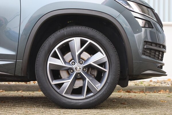 lichtmetalen velgen 19"