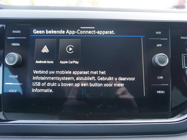Apple Carplay/Android Auto