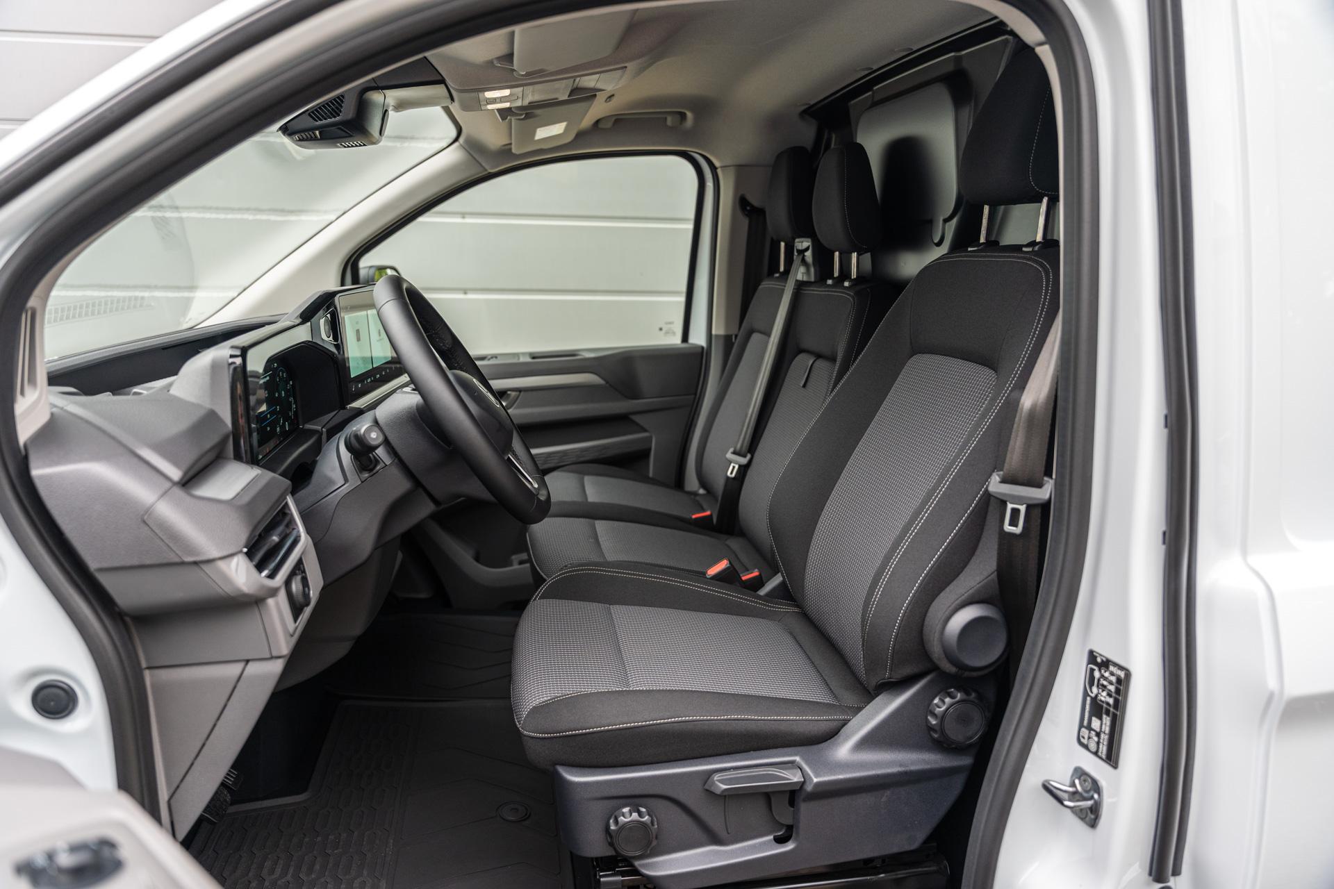 Volkswagen e-Transporter 32 L1H1 218pk Life 64 kWh - Afbeelding 4