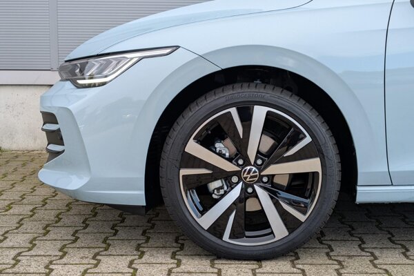 lichtmetalen velgen 18"