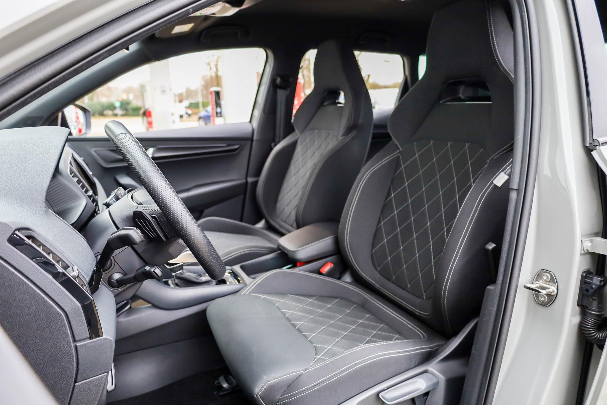 Skoda Karoq 1.5 TSI 150pk DSG ACT Sportline Business - Afbeelding 4