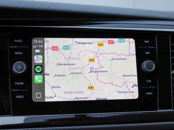 Apple Carplay/Android Auto