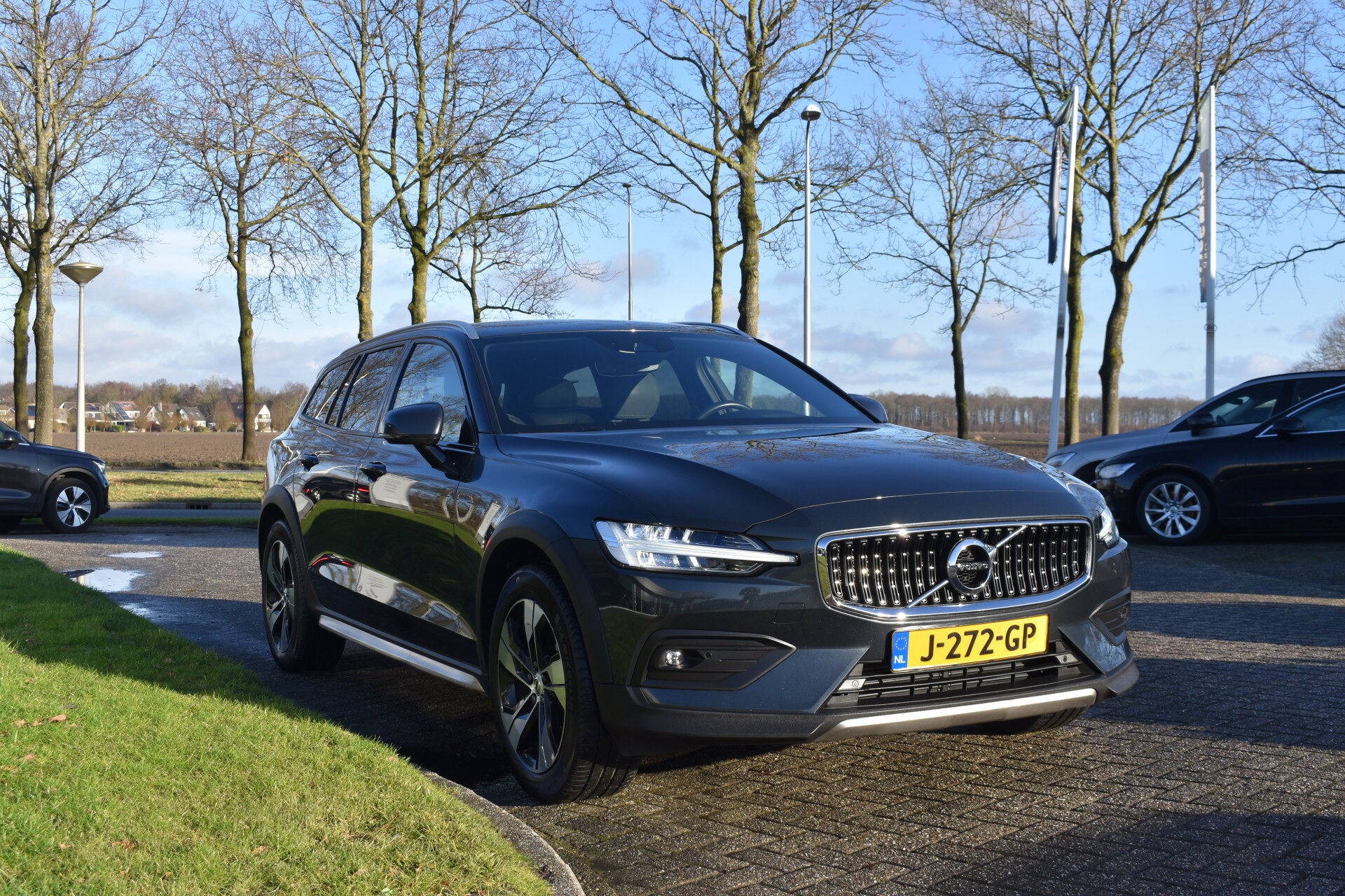 Volvo V60 Cross Country T5 AWD 250PK Automaat Pro - Afbeelding 2