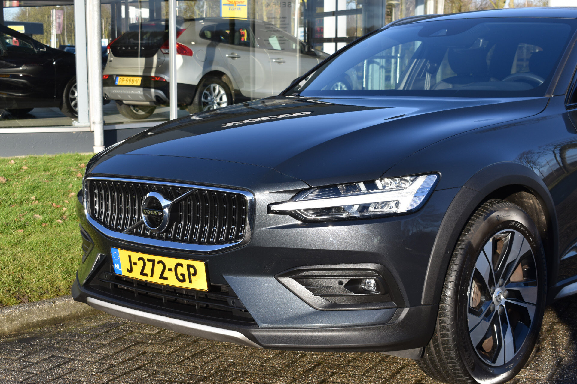 Volvo V60 Cross Country T5 AWD 250PK Automaat Pro - Afbeelding 4
