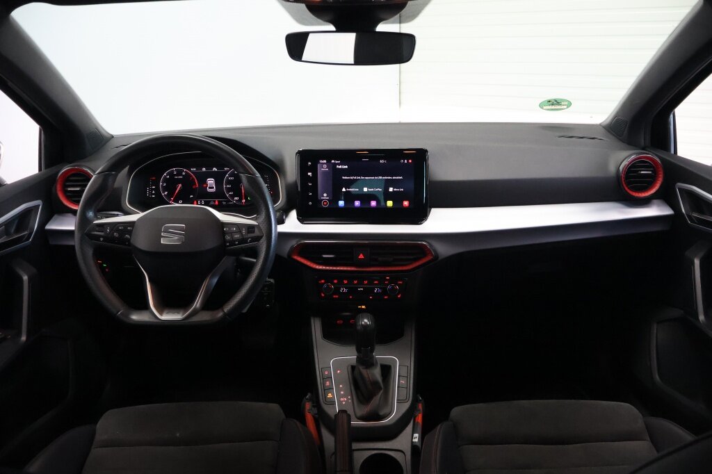 SEAT Ibiza 1.0 TSI FR 110pk Business Automaat | LED | Camera | ACC - Afbeelding 2