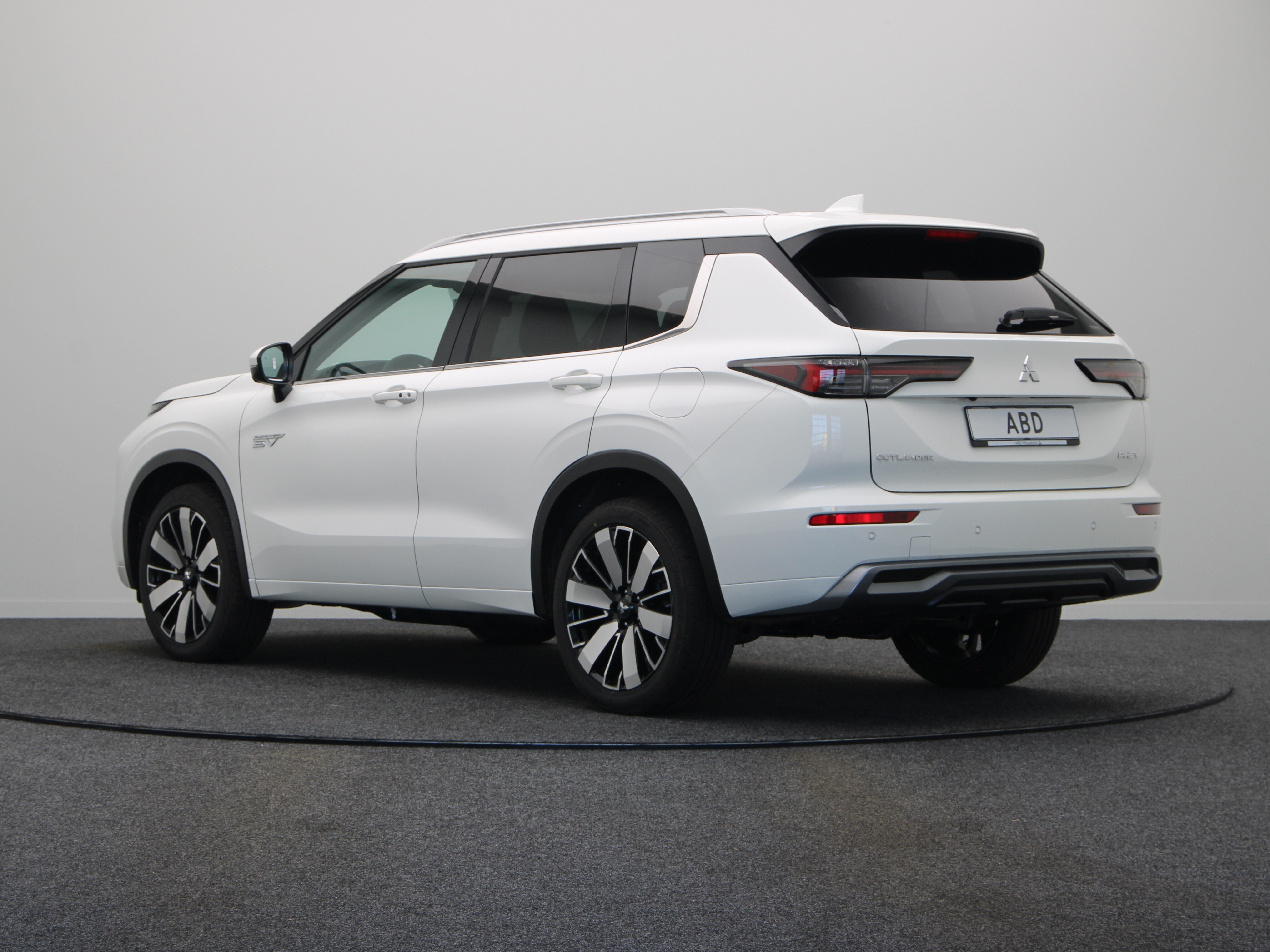 Mitsubishi Outlander Instyle 2.4 Plug-in Hybride - Afbeelding 3