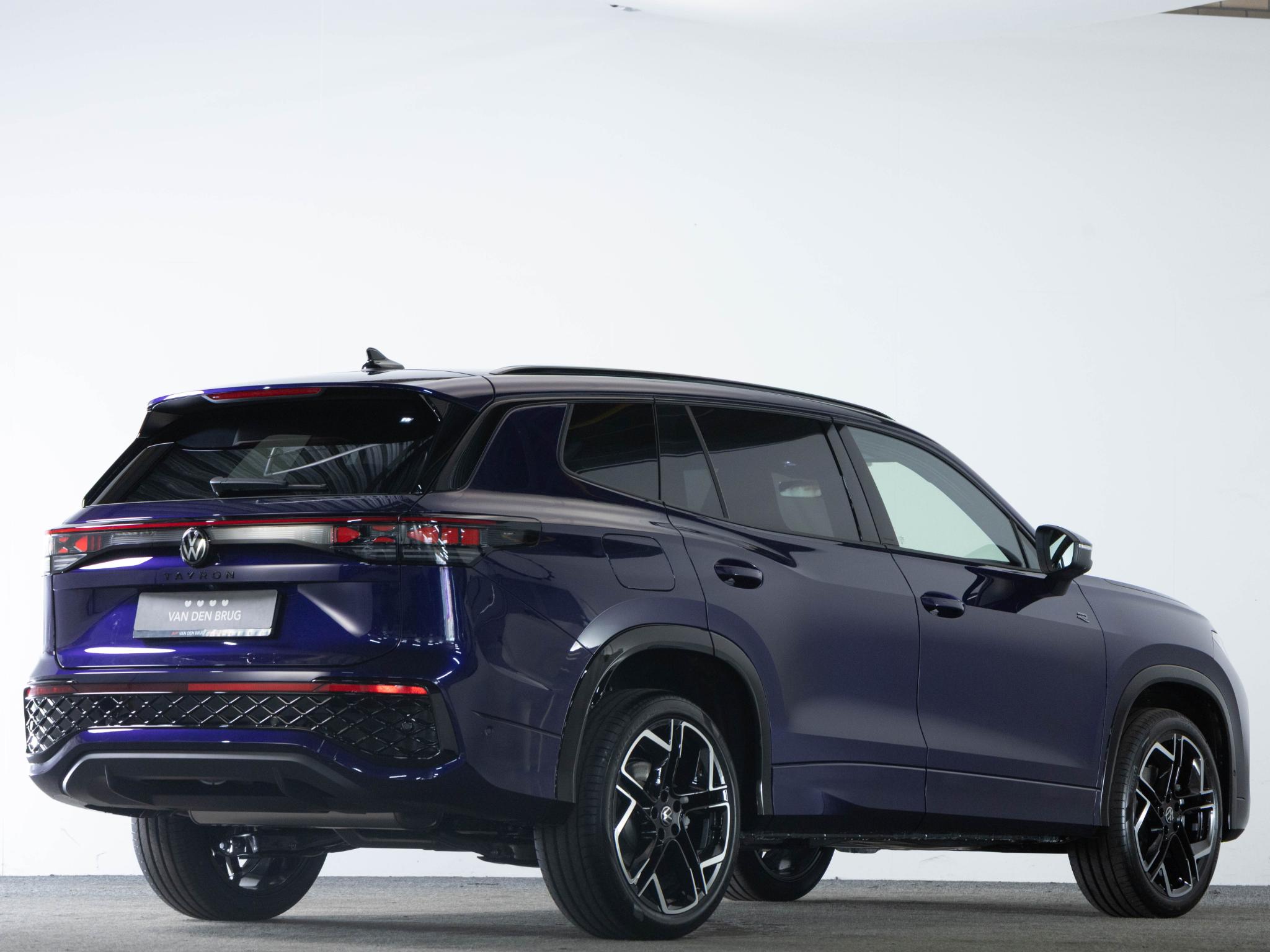 Volkswagen Tayron R-Line-Edition 1.5 eHybrid 204 pk - Afbeelding 2