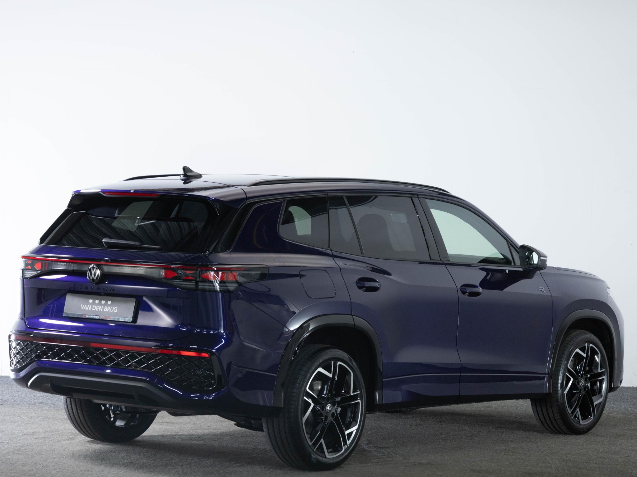 Volkswagen Tayron R-Line-Edition 1.5 eHybrid 204 pk - Afbeelding 4