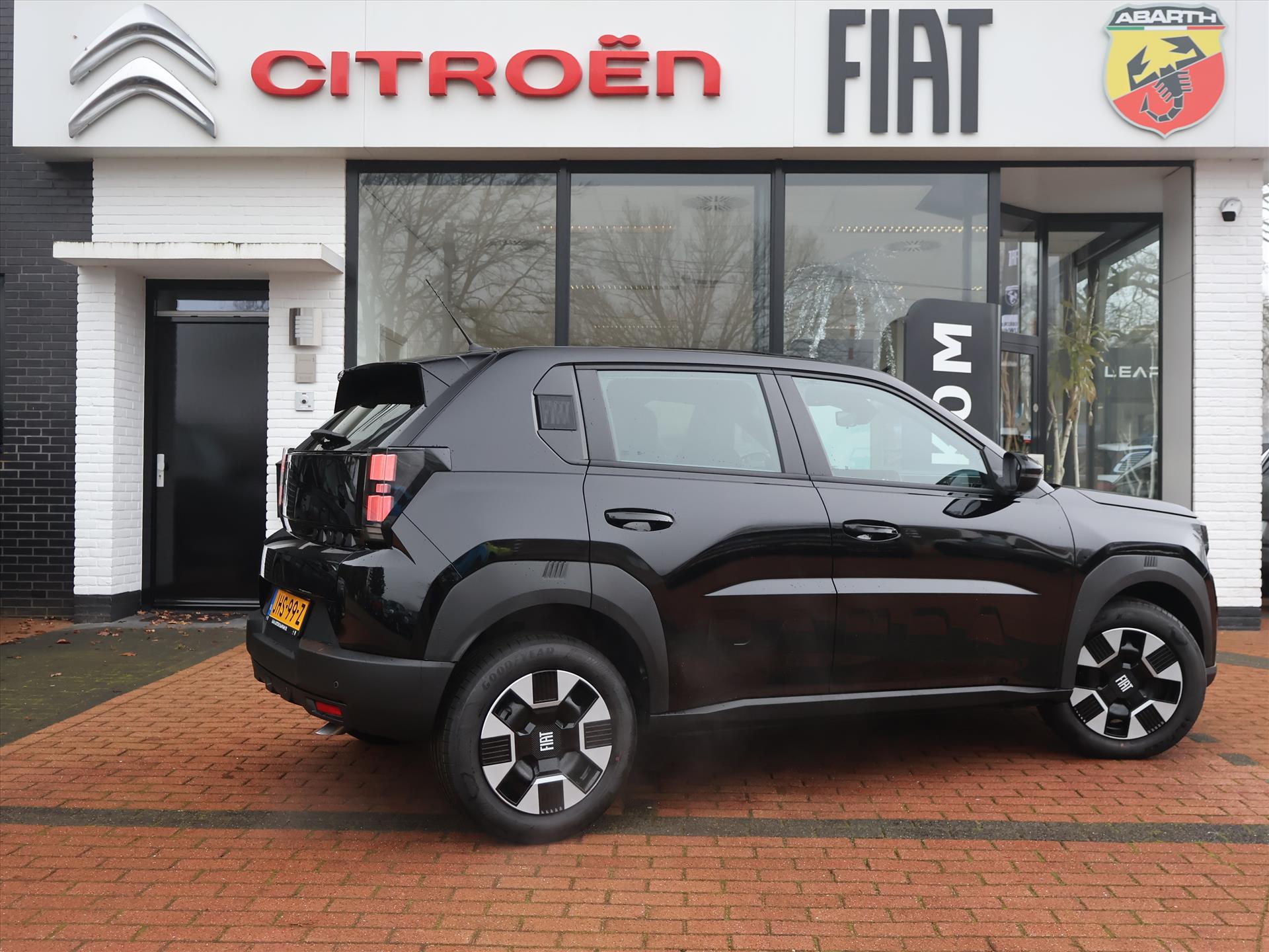 Fiat Grande Panda 1.2 Turbo 110PK Hybrid eDCT6 Automaat Icon, Rijklaarprijs NIEUW | Navigatie via App | Parkeersensoren | DAB+ - Afbeelding 4