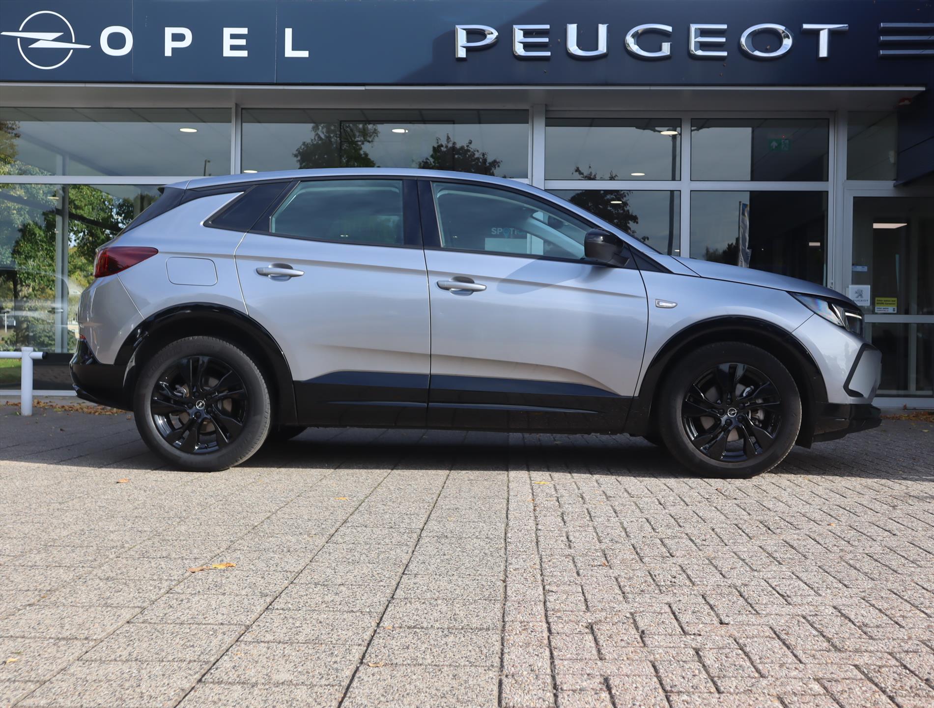 Opel Grandland GS Turbo Hybrid 145pk eDCT, Rijkaarprijs, Navigatie Camera Stoelverwarming Adaptieve cruise control - Afbeelding 3