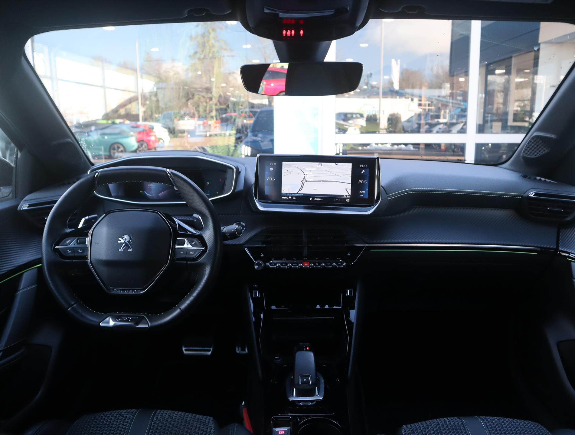 Peugeot 208 GT PureTech 100pk EAT8 automaat, Rijklaarprijs, Navigatie Trekhaak afn. Adaptieve cruise control Verwarmbare voorstoelen - Afbeelding 5