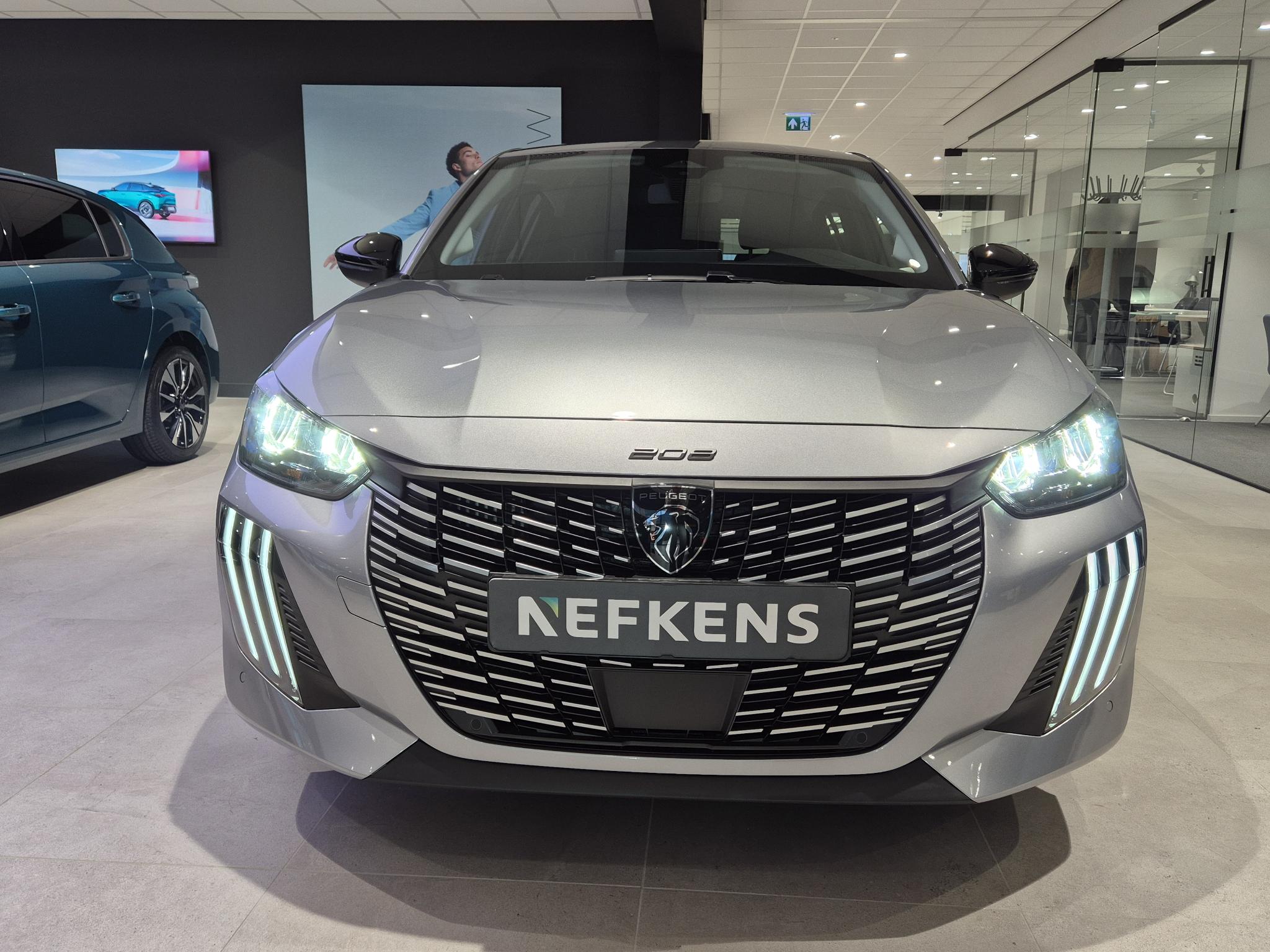 Peugeot 208 Business Hybrid 110 pk Automaat - Afbeelding 2