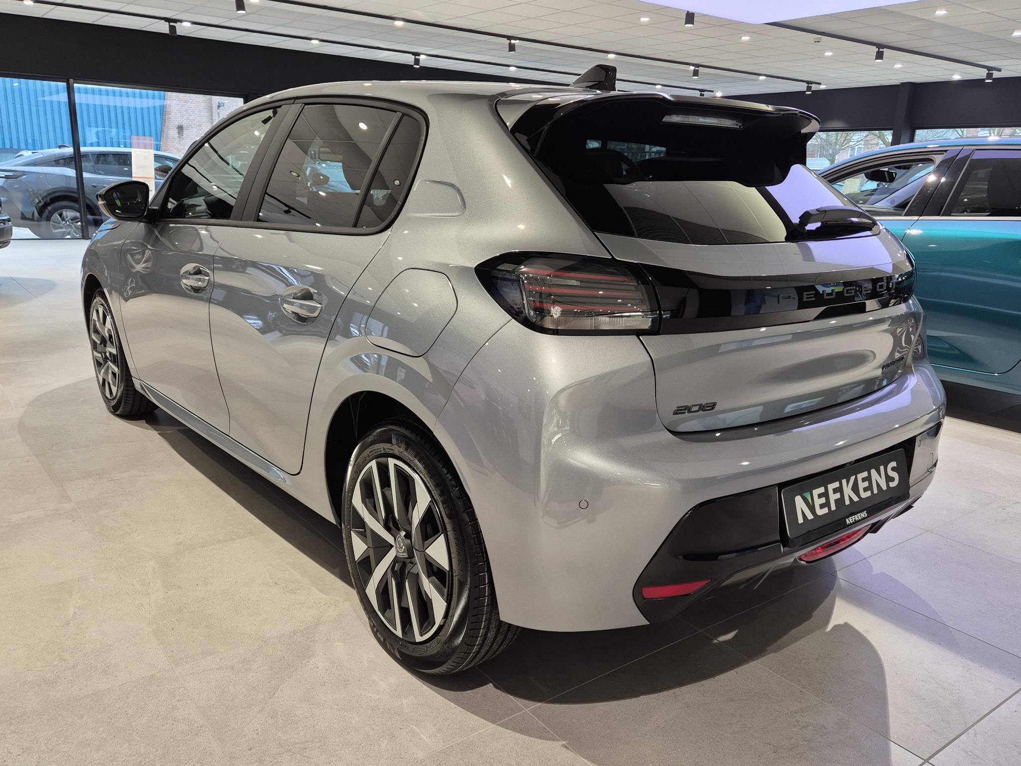 Peugeot 208 Business Hybrid 110 pk Automaat - Afbeelding 3