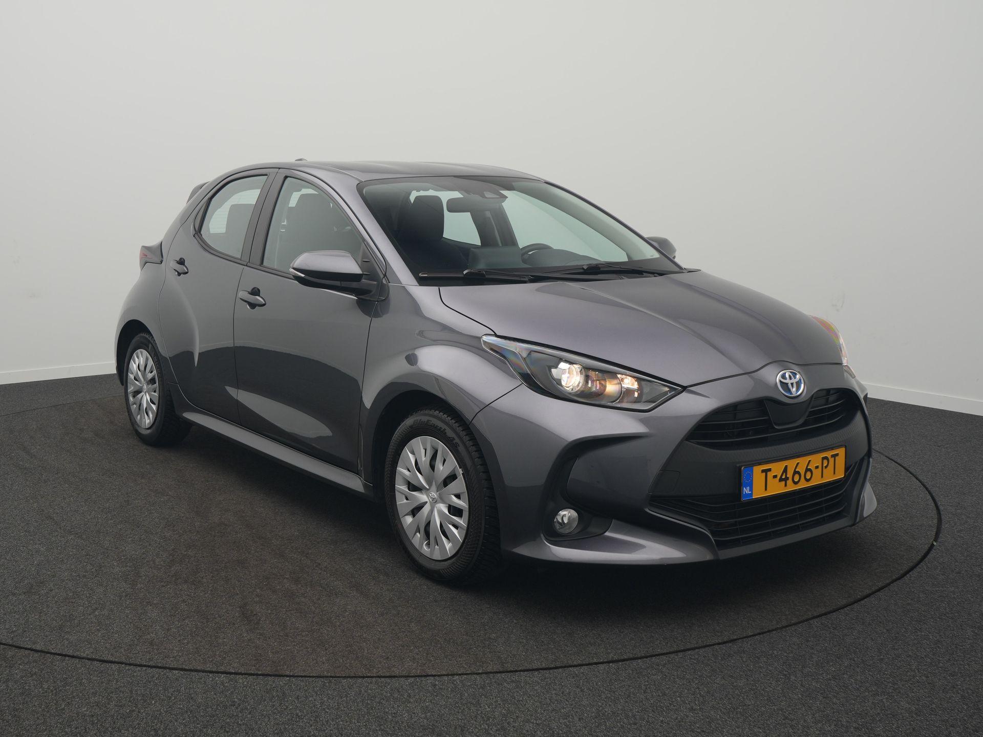 Toyota Yaris 1.5 Hybrid Active - Occasion Lease vanaf €359 p/m - Afbeelding 3