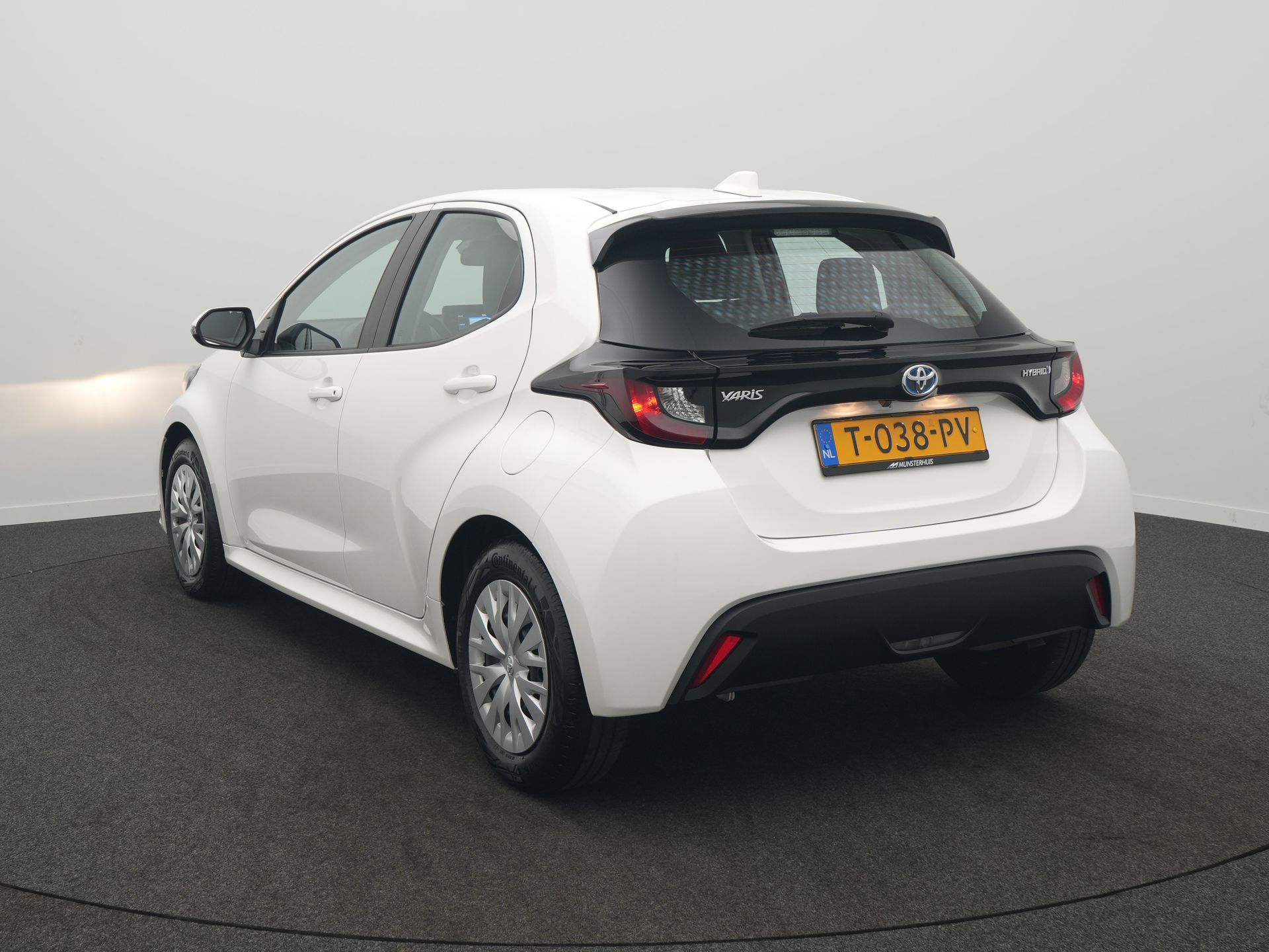 Toyota Yaris 1.5 Hybrid Active - Occasion Lease vanaf €359 p/m - Afbeelding 3