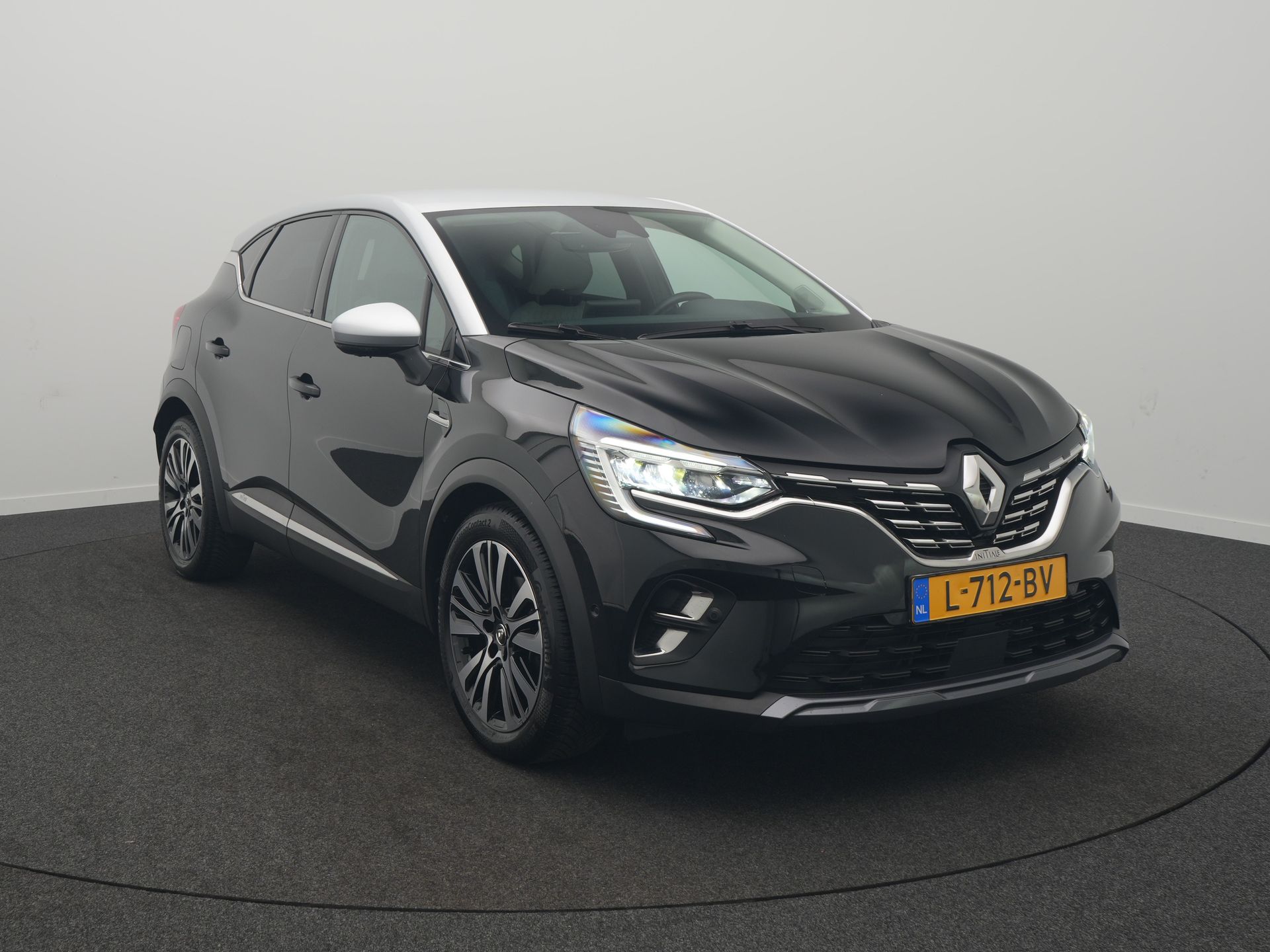 Renault Captur 1.6 E-Tech Plug-in Hybrid 160 Initiale Paris - Occasional Lease vanaf €499,01 p/m - Afbeelding 3