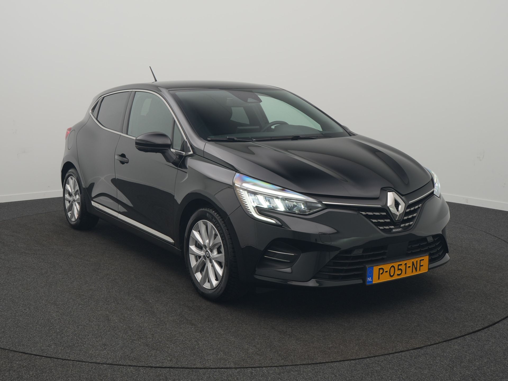 Renault Clio 1.6 E-Tech Hybrid 140 Intens - Occasional Lease vanaf €514 p/m - Afbeelding 3