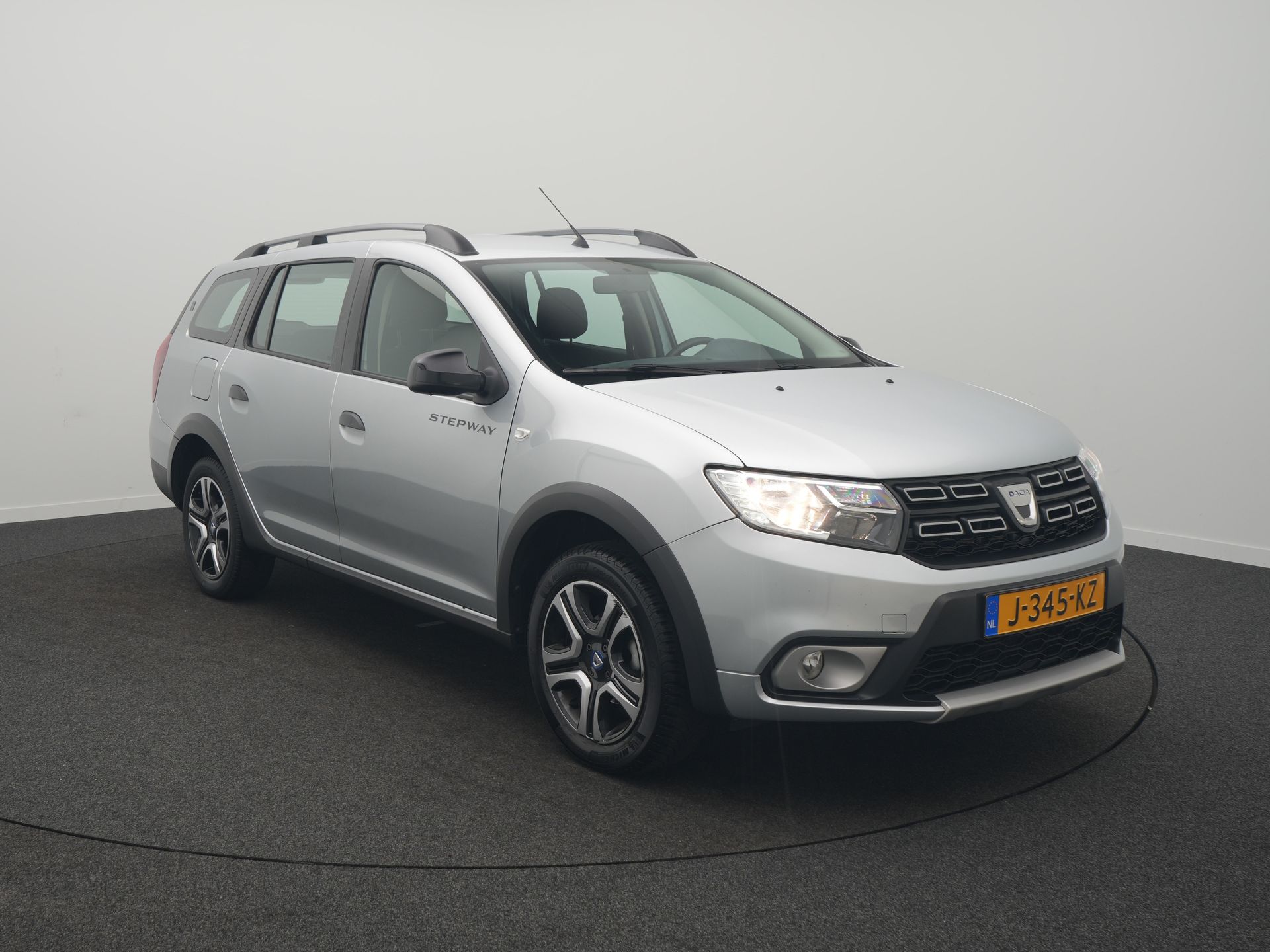 Dacia Logan MCV TCe 100 Bi-Fuel Stepway Serie Limitee 15th Anniversary - Afbeelding 3
