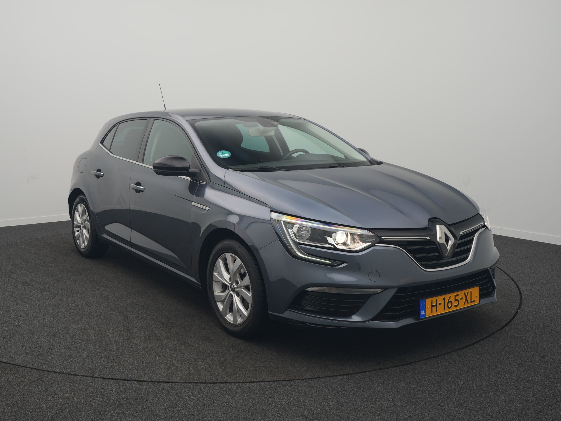 Renault Mégane TCe 115 Limited - Occasional Lease vanaf €674 p/m - Afbeelding 3