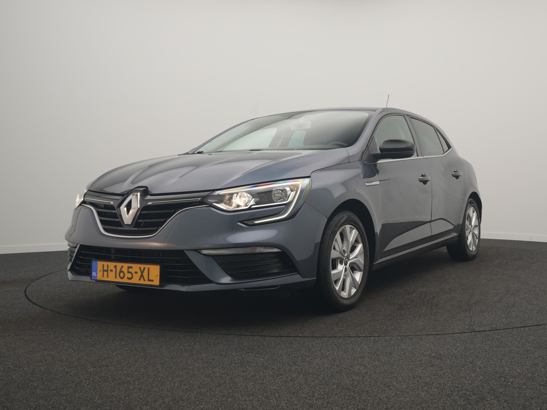Renault Mégane TCe 115 Limited - Occasional Lease vanaf €674 p/m - Afbeelding 5
