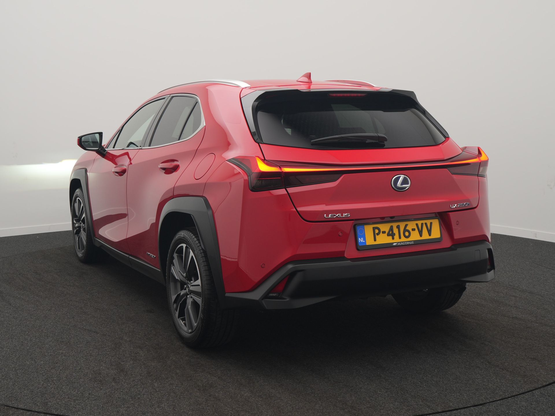 Lexus UX 250h Business Line - Occasion Lease vanaf €814 p/m - Afbeelding 4