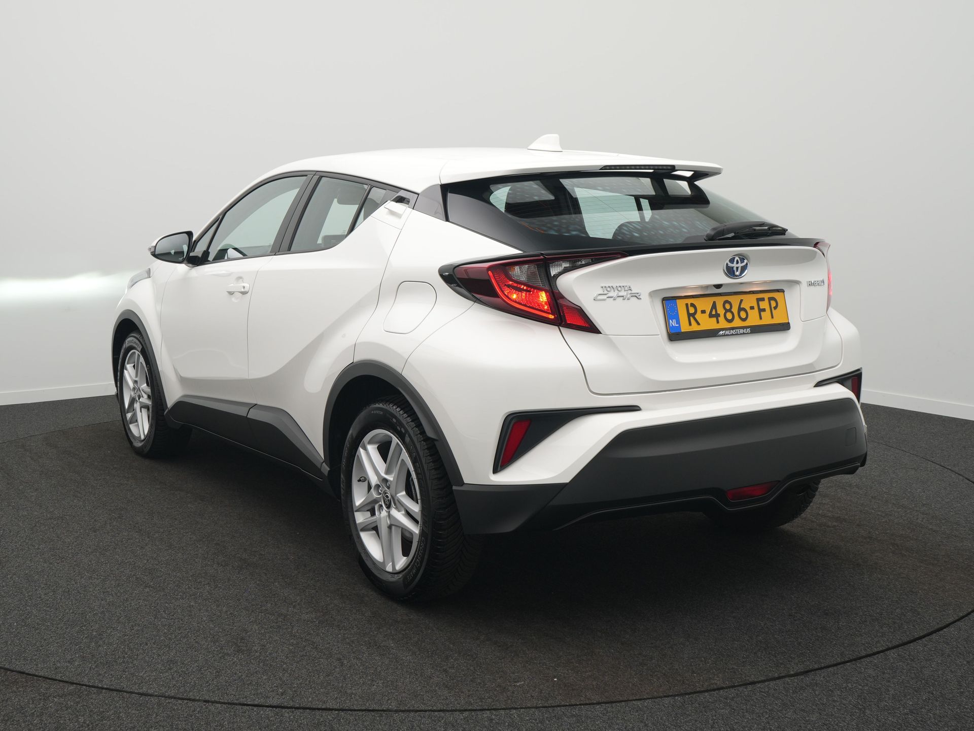 Toyota C-HR 1.8 Hybrid Business - Occasion Lease vanaf €499 p/m - Afbeelding 4