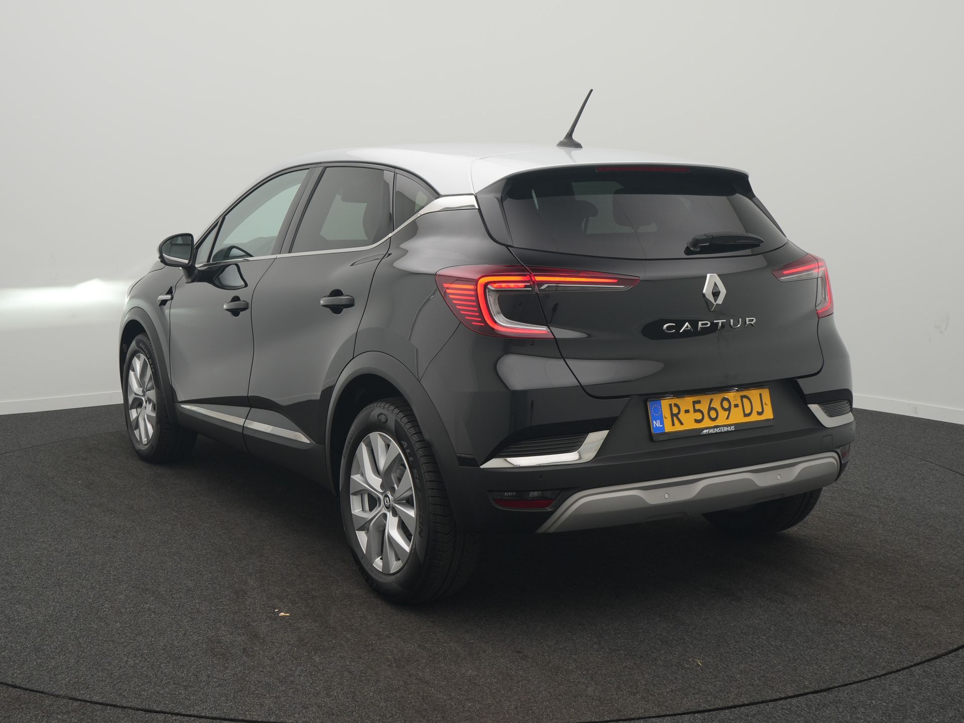 Renault Captur TCe 90 Intens - Occasion Lease vanaf €434 p/m - Afbeelding 4
