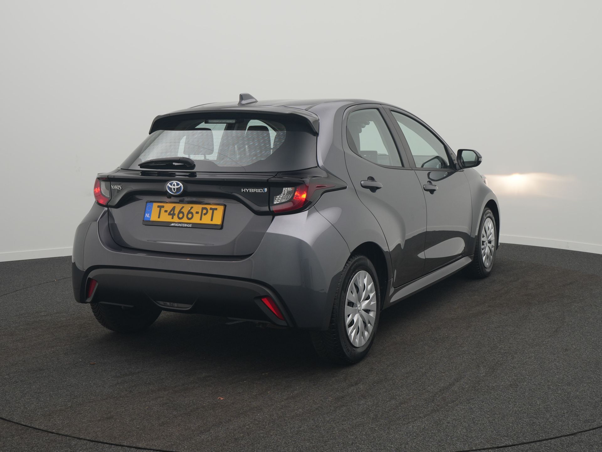 Toyota Yaris 1.5 Hybrid Active - Occasion Lease vanaf €359 p/m - Afbeelding 4