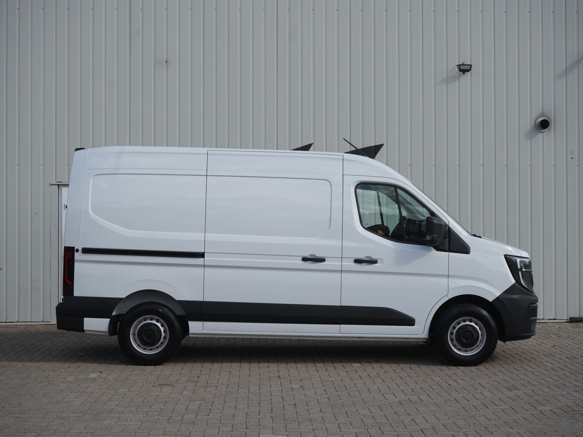Renault Master T35 2.0 dCi 130 L2H2 Advance - Occasion Lease vanaf €584 p/m - Afbeelding 3