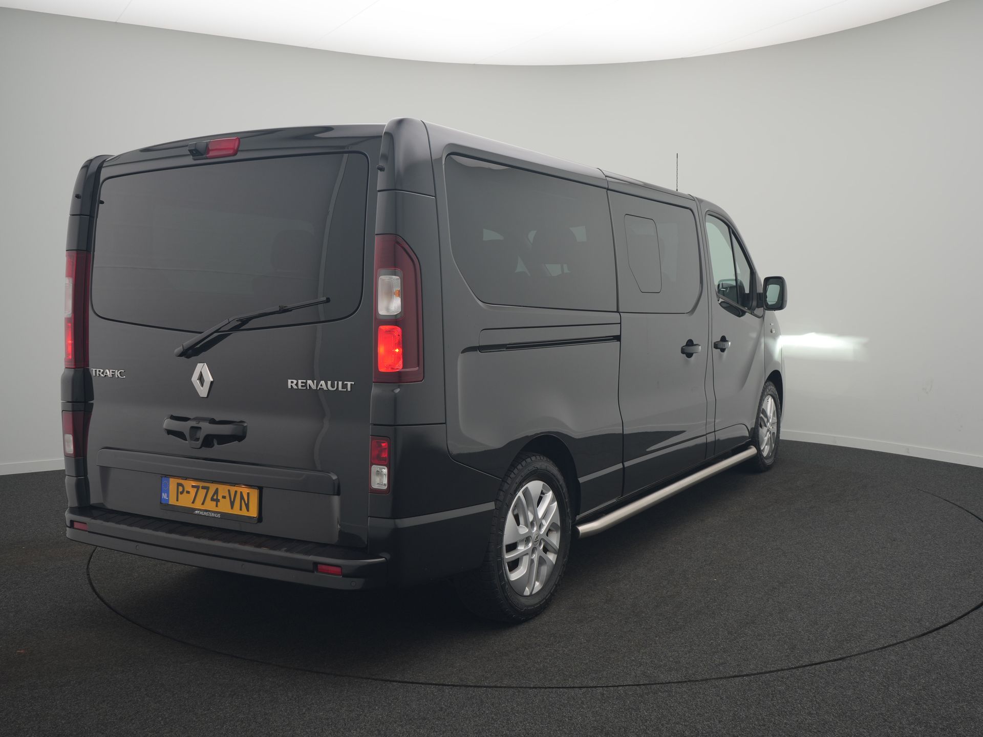 Renault Trafic Passenger 2.0 dCi 145 Grand Intens - Occasion Lease vanaf €1189 p/m - Afbeelding 4