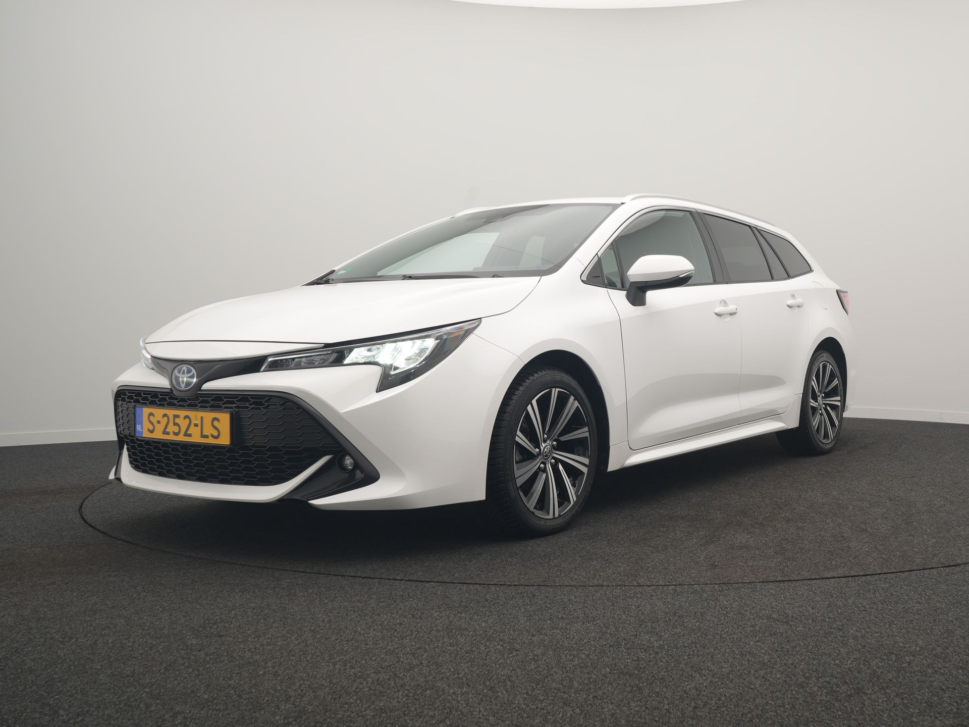 Toyota Corolla Touring Sports 1.8 Hybrid Dynamic - Afbeelding 5