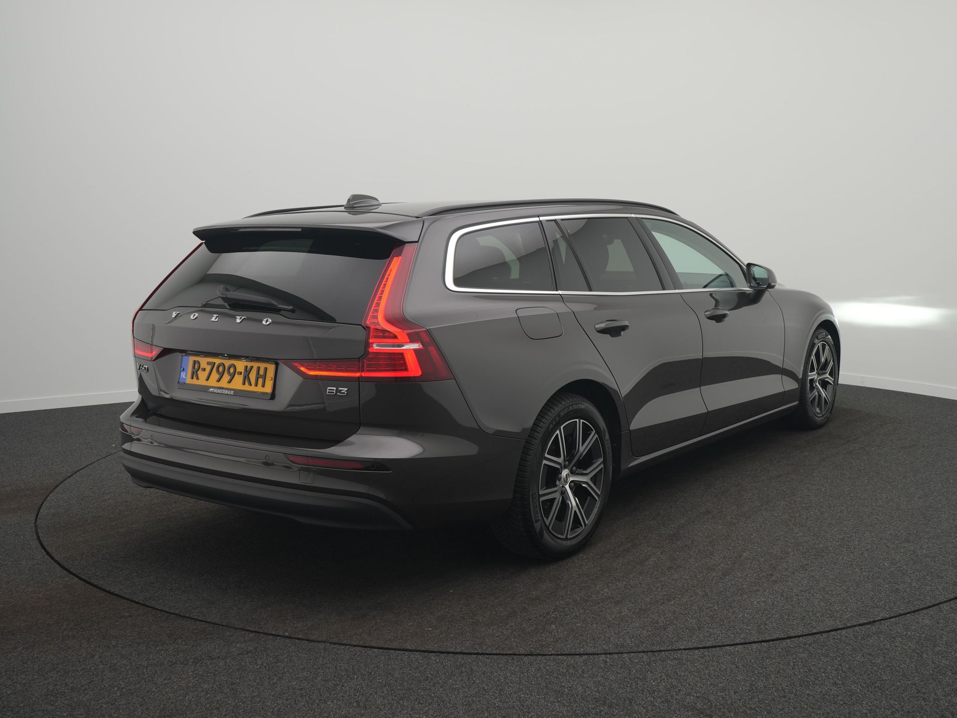 Volvo V60 2.0 B3 Core - Occasion Lease vanaf €589 p/m - Afbeelding 4