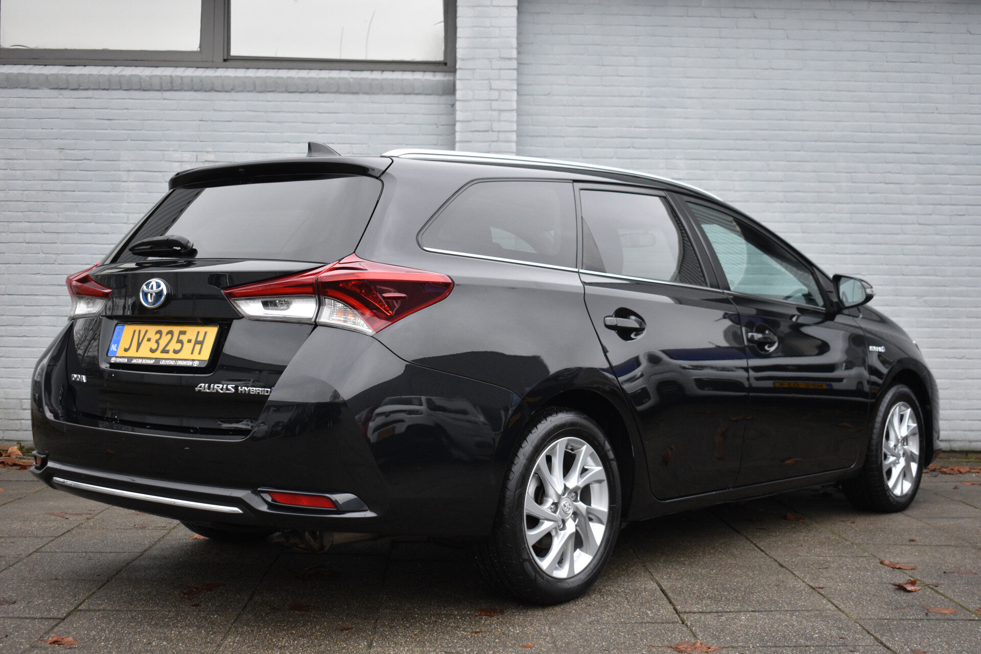 Toyota Auris 1.8 Hybrid Trend Automaat 136pk - Afbeelding 3