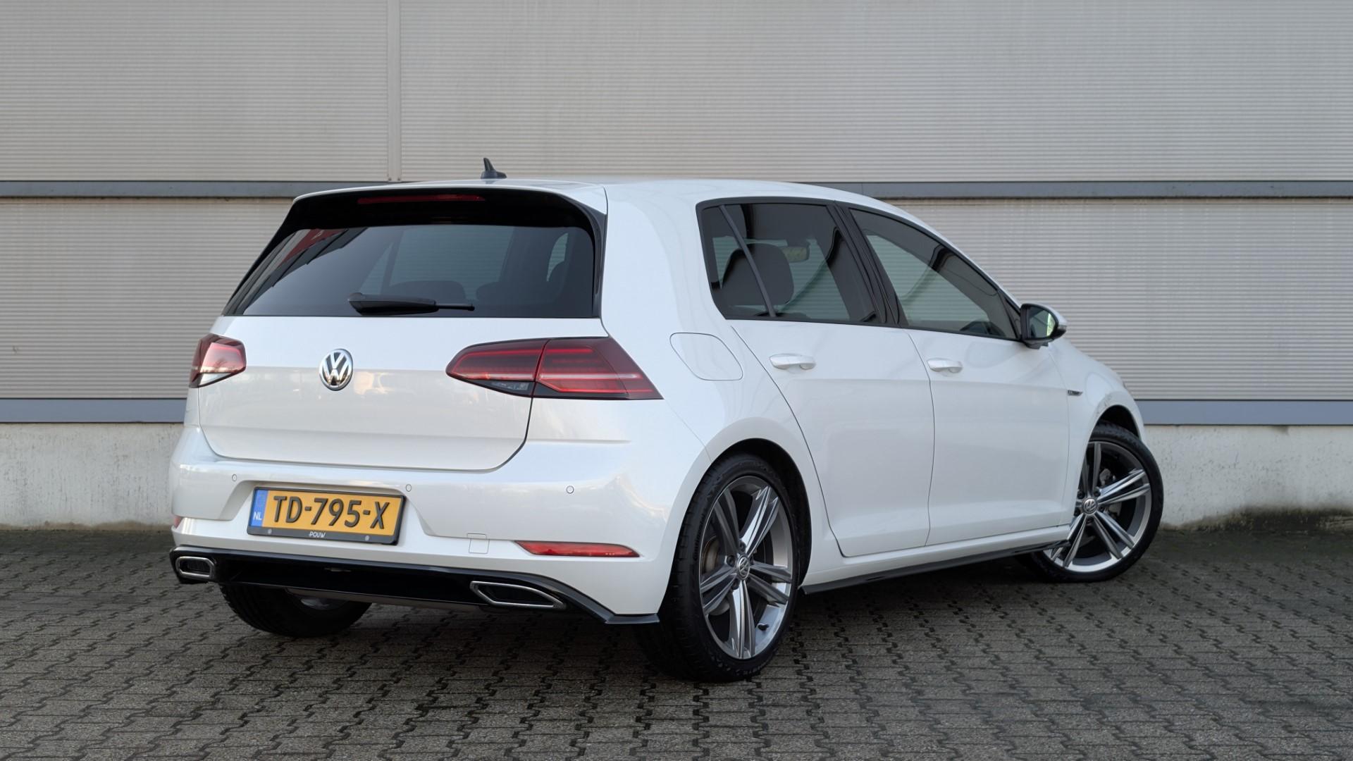 Volkswagen Golf 1.5 TSI 150pk Highline Business R - Afbeelding 2