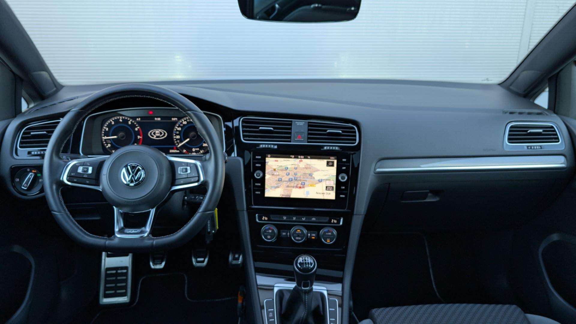 Volkswagen Golf 1.5 TSI 150pk Highline Business R - Afbeelding 5