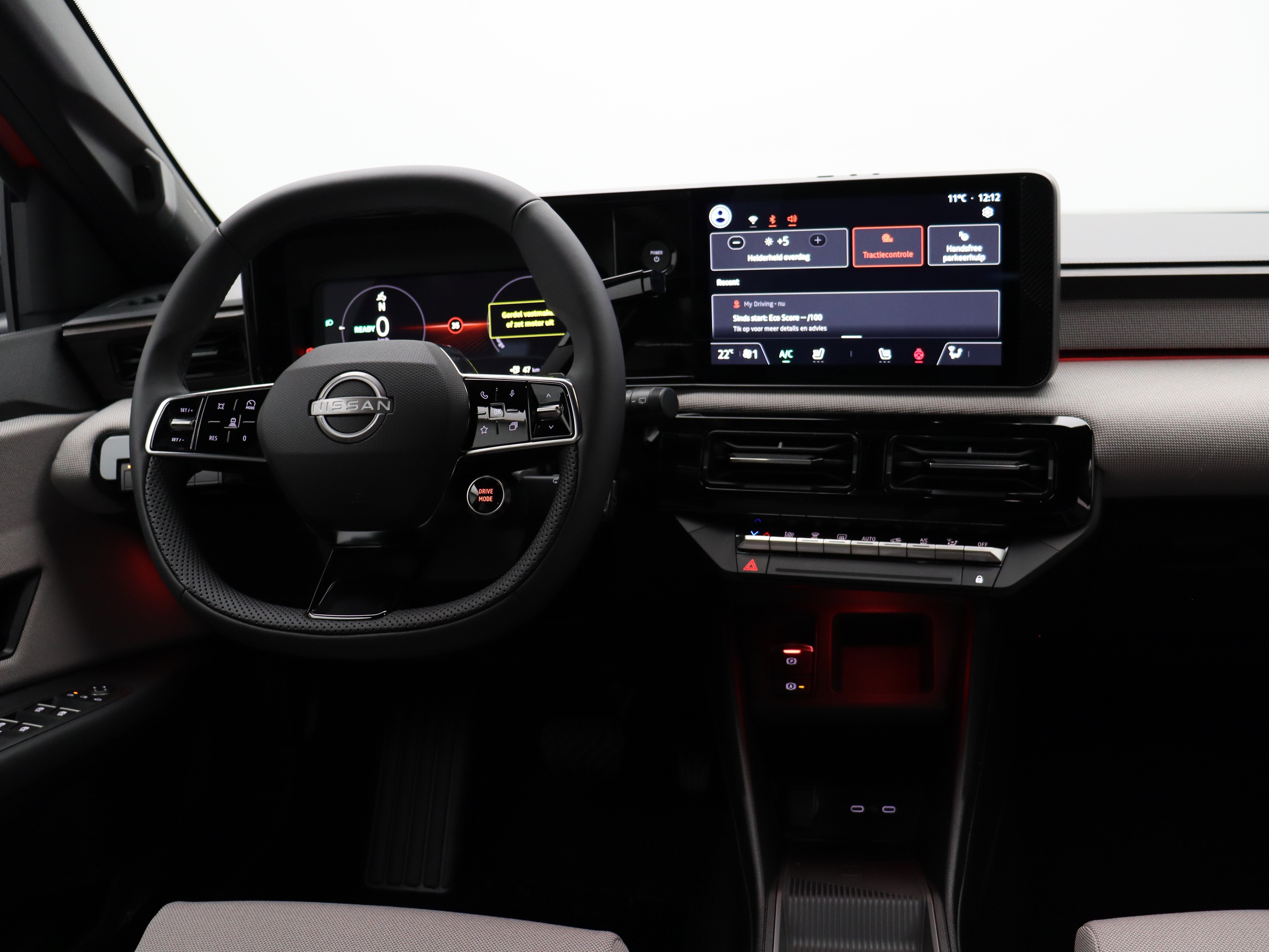 Nissan Micra Evolve + 18'' "Sport" lichtmetalen velgen + Interieur "Chill" 52 kWh - Afbeelding 5