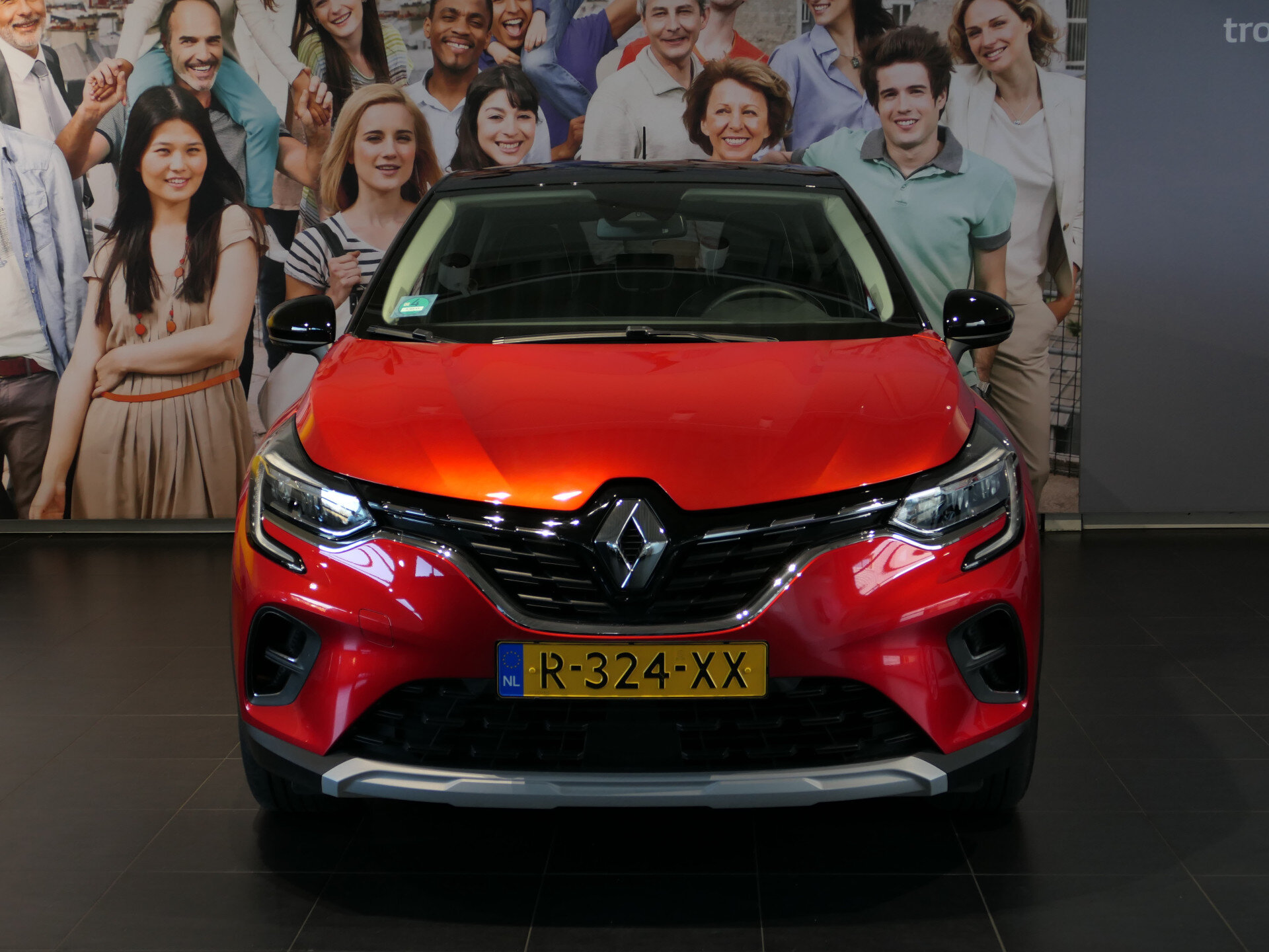 Renault Captur 1.6 E-Tech Plug-in Hybrid 160 Intens - Occasion Lease vanaf €494 p/m - Afbeelding 2